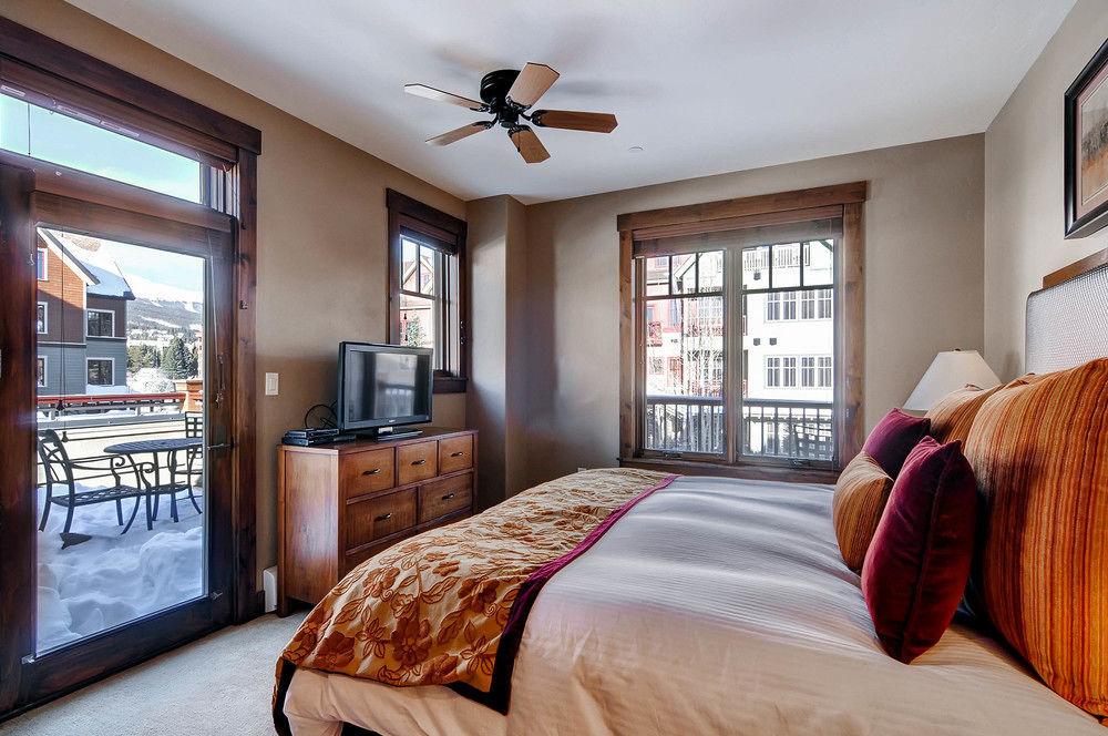 Water House On Main Street Apartment เบรกเคนริดจ์ ภายนอก รูปภาพ