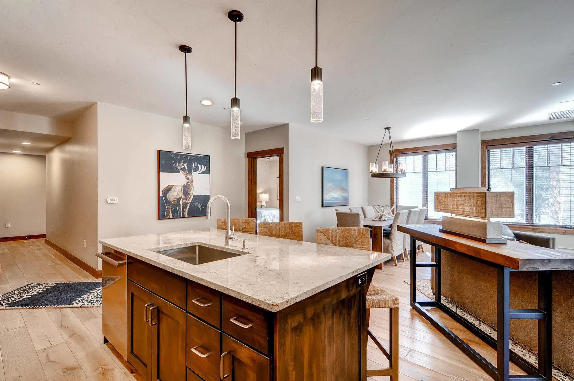 Water House On Main Street Apartment เบรกเคนริดจ์ ภายนอก รูปภาพ