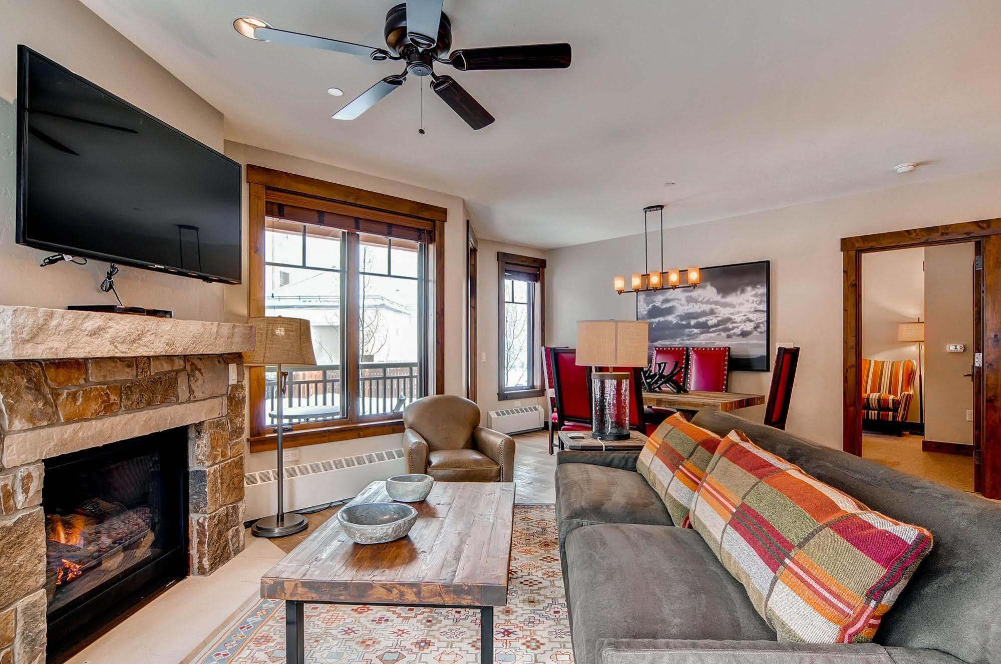 Water House On Main Street Apartment เบรกเคนริดจ์ ภายนอก รูปภาพ